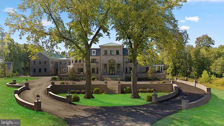 2801 Riverton Rd Cinnaminson, NJ 08077