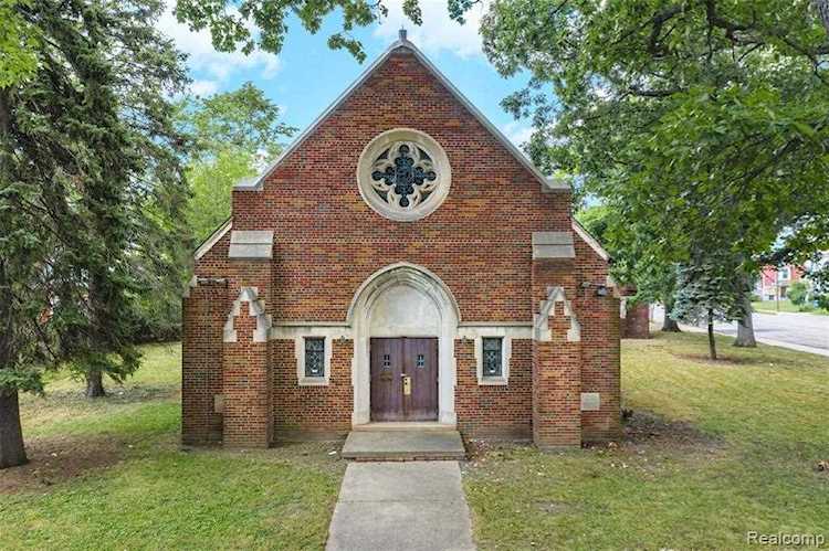 1815 Seminole St Detroit, MI 48214