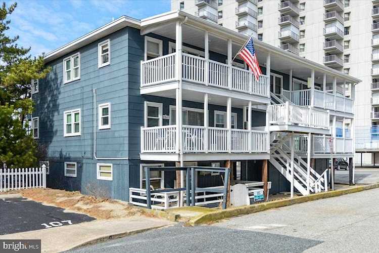 3 88th St #1 Ocean City MD is a condo for sale | BEACHLIFE | Fins East Photo 1