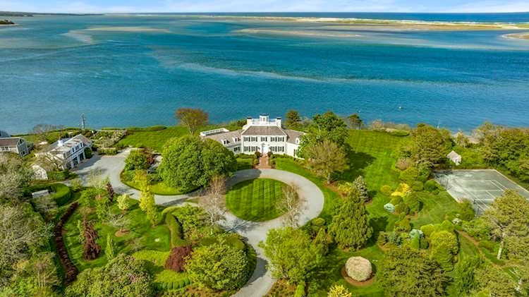 108 Cotchpinicut Rd Chatham, MA 02650