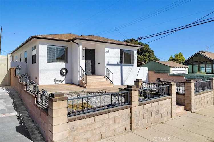 1222 W 18th St San Pedro, CA 90731