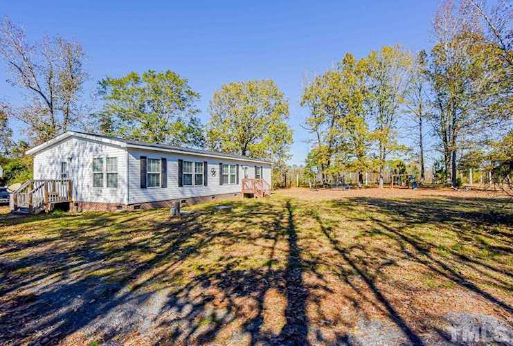 386 Moncure Loop Road Moncure, NC 27559