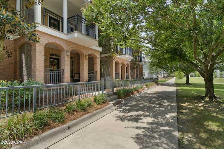 203 Columbus St Panama City Beach, FL 32407