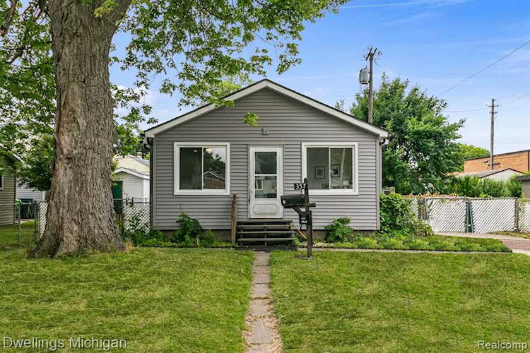 357 W Jarvis Ave Hazel Park, MI 48030 home for sale, MLS#20221015708 | Dwellings Michigan Real Estate Photo 1