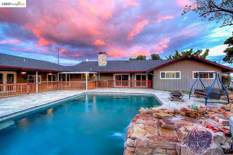 5200 Byron Hot Springs Byron, CA 94513