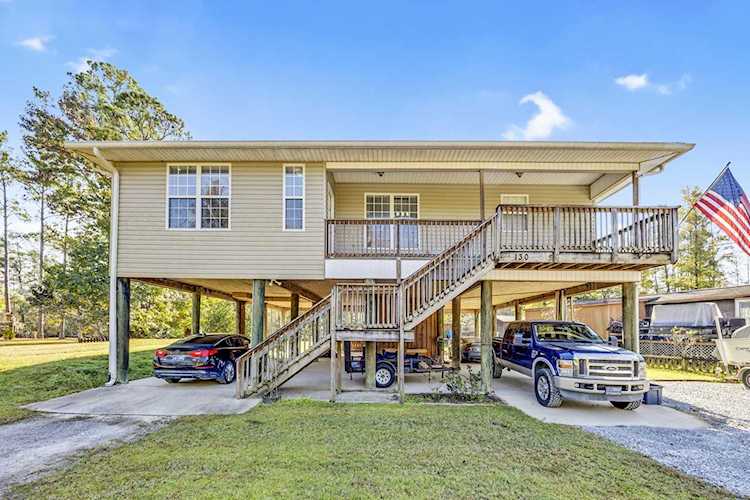 130 Johns Lane Freeport, FL 32439