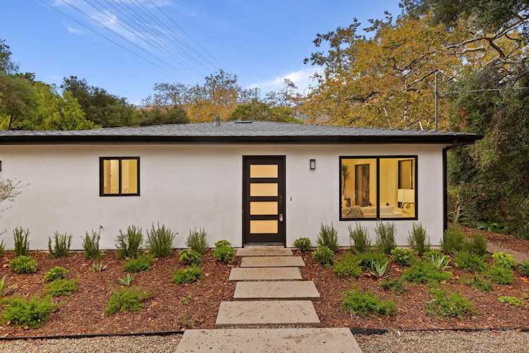 1815 Stanwood Dr Santa Barbara, CA 93103