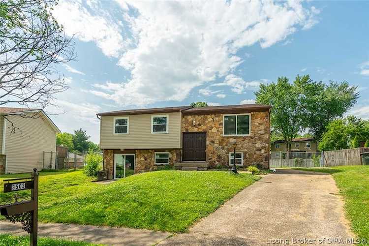 3503 Washington Ct Jeffersonville, IN 47130