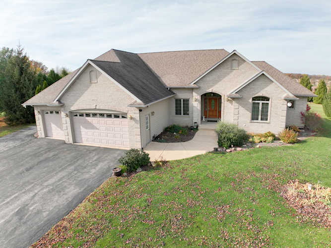 8825 Kimball Ct Newark, IL 60541