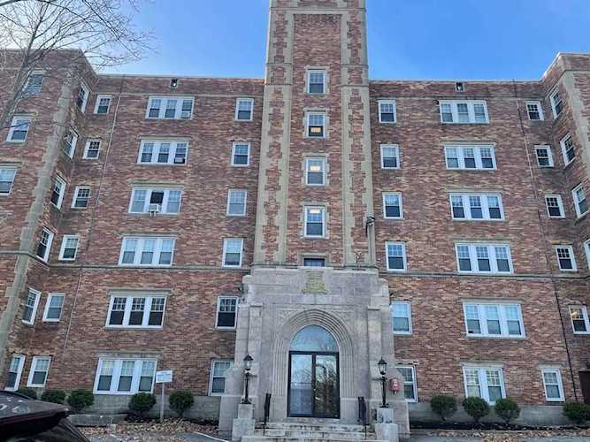 195 Thomas Burgin Parkway #512 Quincy, MA 02169 | MLS 73058540 Photo 1