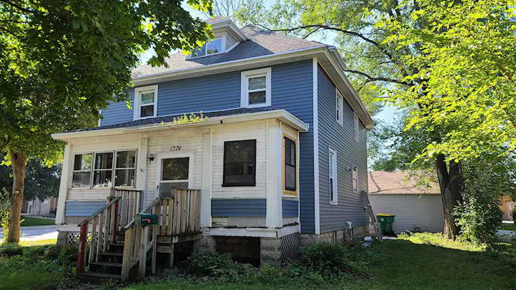 1374 Harvey St Green Bay, WI 54302 | MLS 50266512 Photo 1