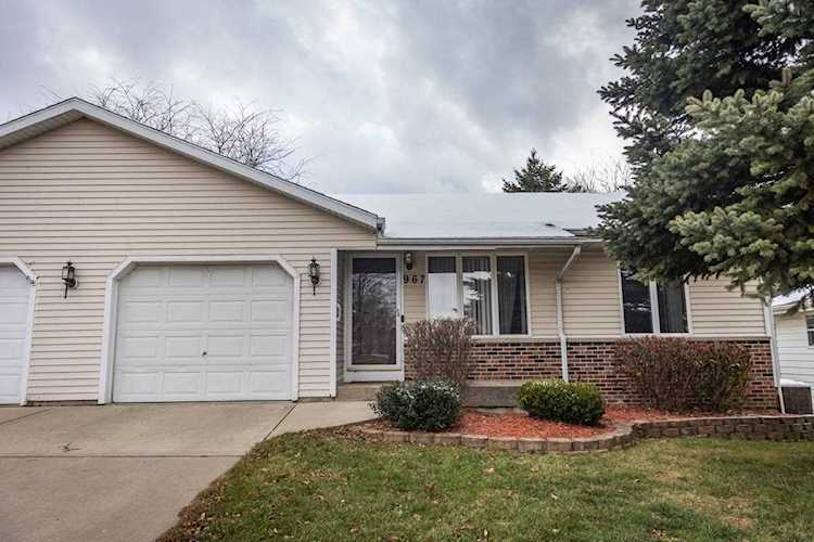 967 N Wuthering Hills Dr Janesville, WI 53546