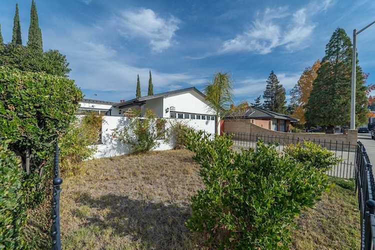 537 Jason Street Manteca, CA 95336