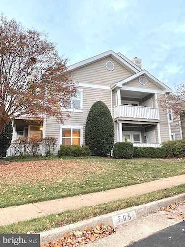 14300 Rosy Ln #12 Centreville, VA 20121 | MLS VAFX2103092 Photo 1