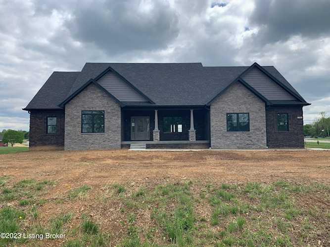 104 Gavin Dr Shepherdsville, KY 40165