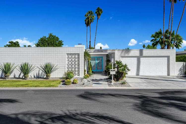 2656 E Kings Rd Palm Springs, CA 92264