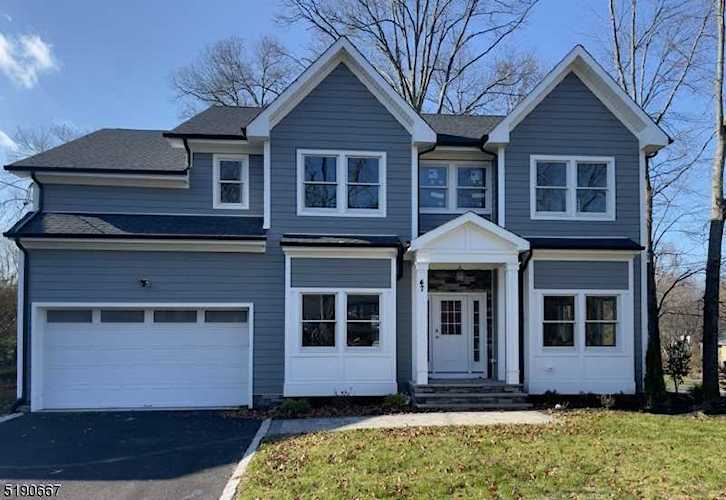 47 Lee Rd Livingston Twp., NJ 07039