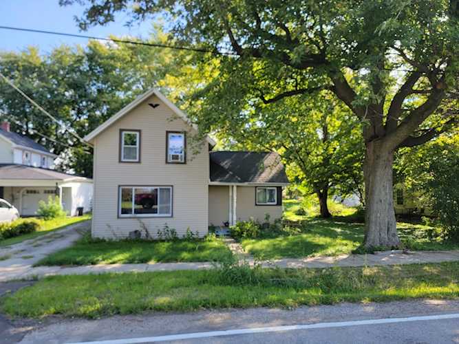 151 S Canal St Newark, IL 60541