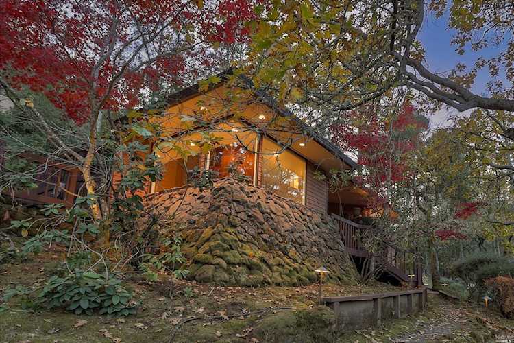 811 Wild Oak Drive Santa Rosa, CA 95409