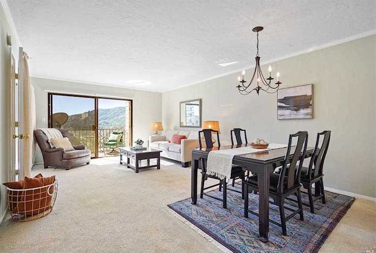 731 Via Casitas Greenbrae, CA 94904