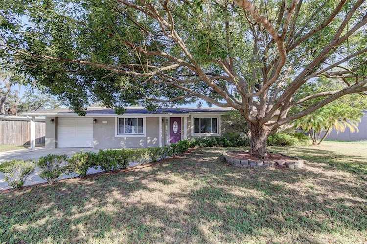 7353 Banner St New Port Richey, FL 34653