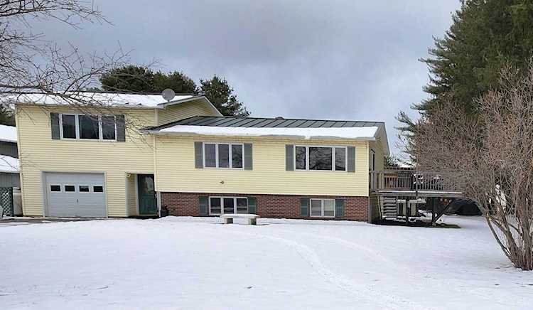 60 Economy Dr Williamstown, VT 05679
