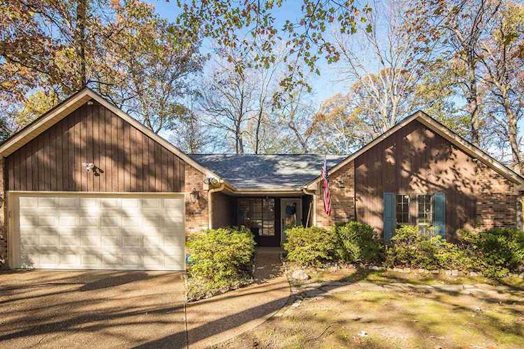 9140 Gainsborough Dr Lakeland, TN 38002