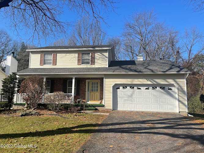 1 Ann Lee Ct Latham, NY 12110