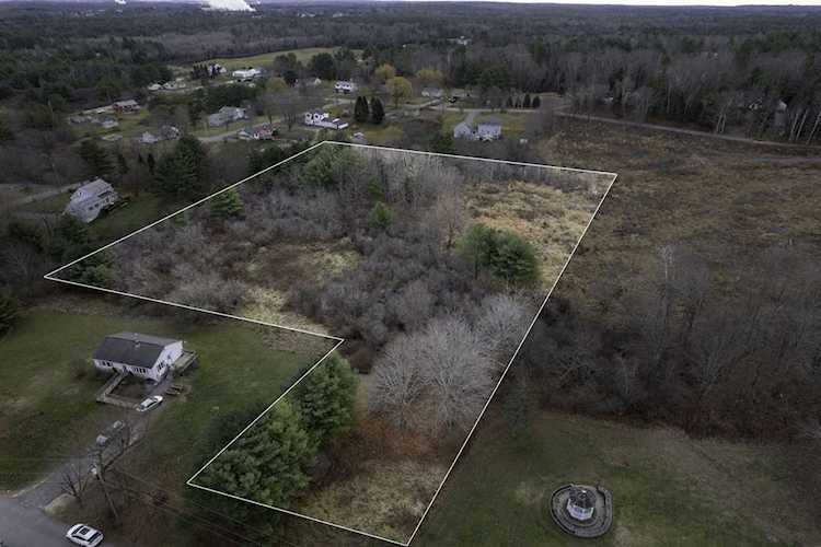 00 Newton Dr Gorham, ME 04038