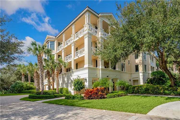801 N Swim Club Dr Indian River Shores, FL 32963 | MLS 264072 Photo 1
