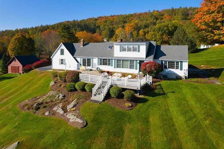 279 Viewmont Dr Rutland Town, VT 05701