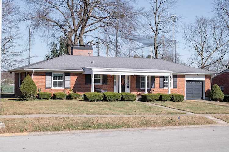 521 Hollyhill Dr Lexington, KY 40503