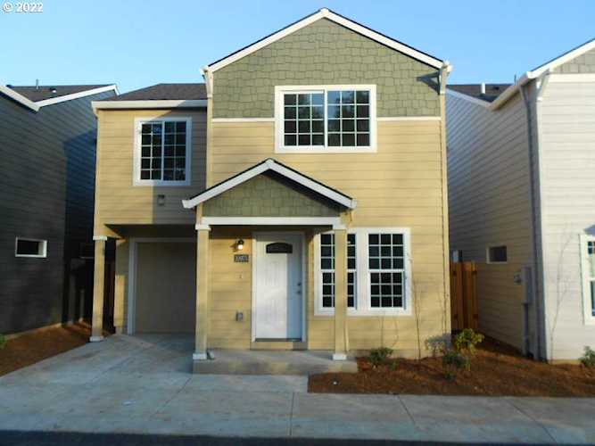 10975 SE Holgate BLVD Portland, OR 97266 | MLS 22141382 Photo 1