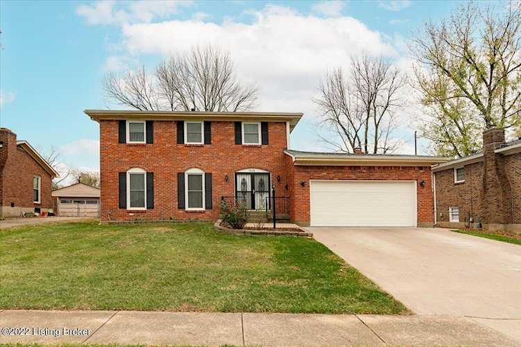 7608 Six Mile Ln Louisville, KY 40220