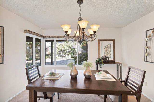 1554 Traveld Way Encinitas, CA 92024