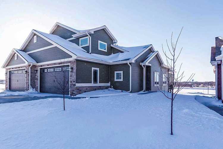 6667 Church Hill Ct Deforest, WI 53532