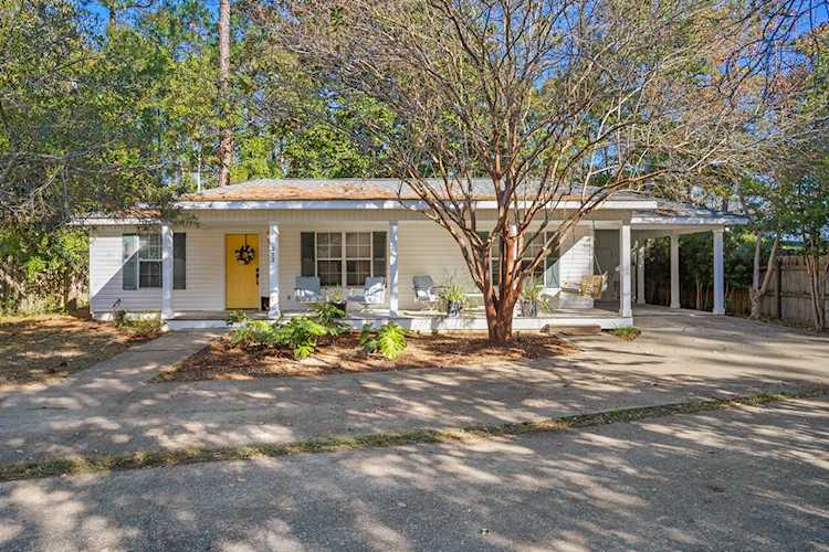 252 Plantation Way Santa Rosa Beach FL 32459 912319 Palmetto Plantation home for sale $350,000Just a short drive from beach and bay, this cute Florida cottage is ideal for enjoying the Santa... Photo 1