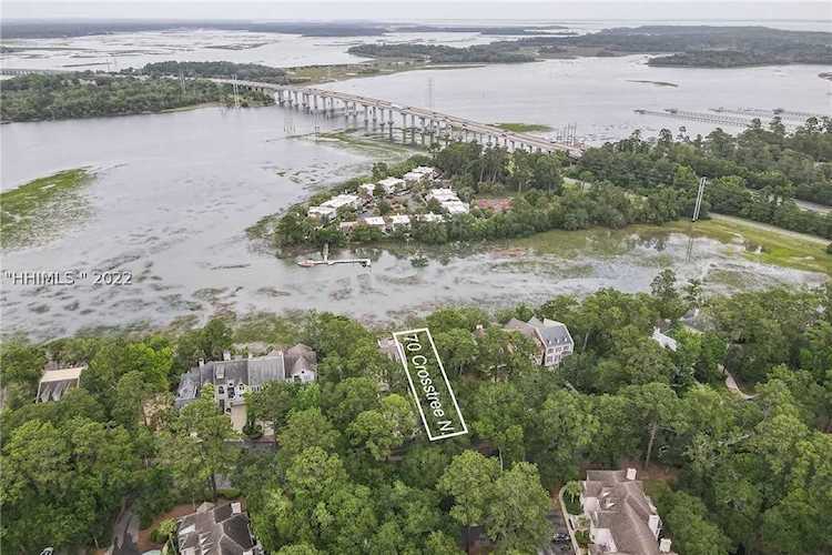 70 Crosstree Dr Hilton Head Island, SC 29926