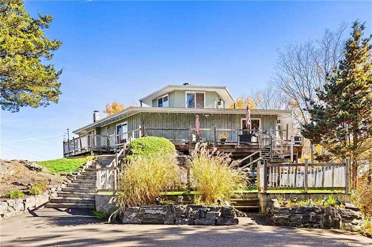15 Hickory Hill Road Branford, CT 06405