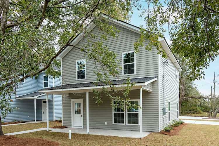 1657 Sumner Ave North Charleston, SC 29406