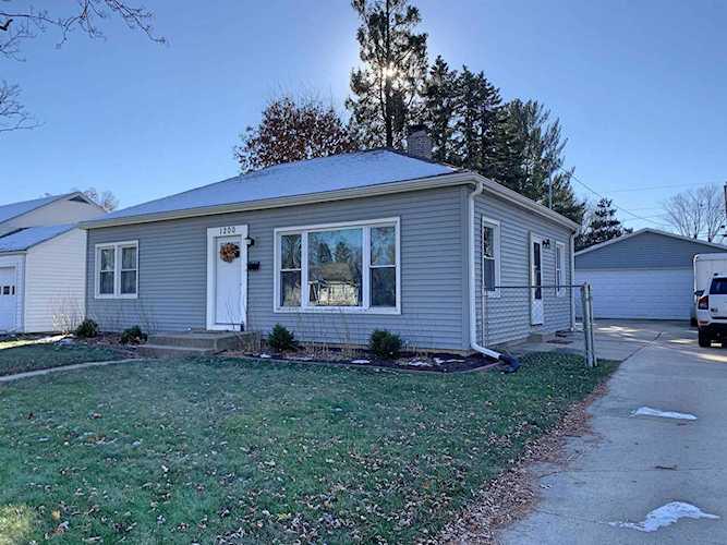 1200 Elida St Janesville, WI 53545 | MLS 1947038 Photo 1
