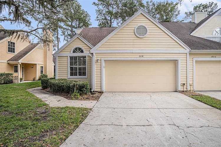 3614 Pine Knot Dr Valrico, FL 33596