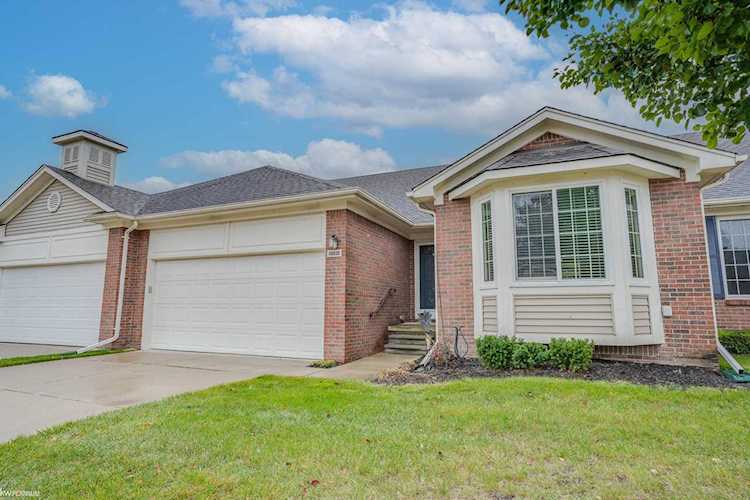 26252 Wacker Chesterfield Twp, MI 48051