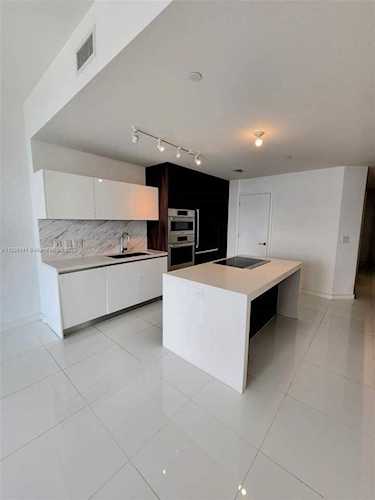 851 NE 1st Ave #3800 Miami, FL 33132