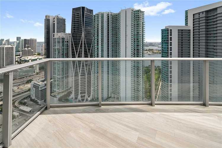 851 NE 1st Ave #4203 Miami, FL 33132