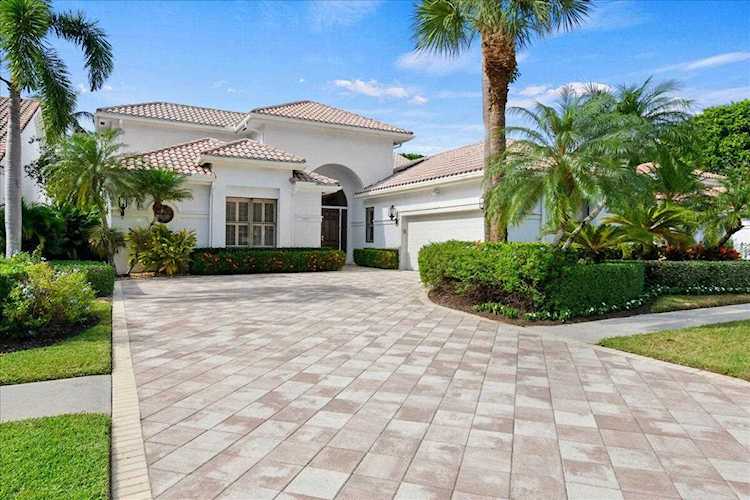 2821 Bent Cypress Road Wellington, FL 33414
