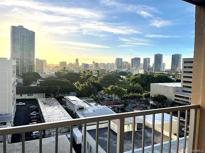 785 Kinau Street #PH3 Honolulu, HI 96813