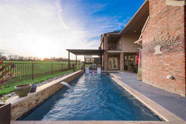 4570 Lake Breeze Drive McKinney, TX 75071