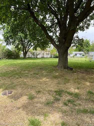 4150 Athens, Waterford, MI 48329 in |Oakland MLS# 60174701 Photo 1