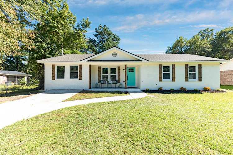 Home For Sale in Woodside Manor Ladson Charleston. 4571 Garwood Drive.| Matt O’Neill Real Estate Photo 1